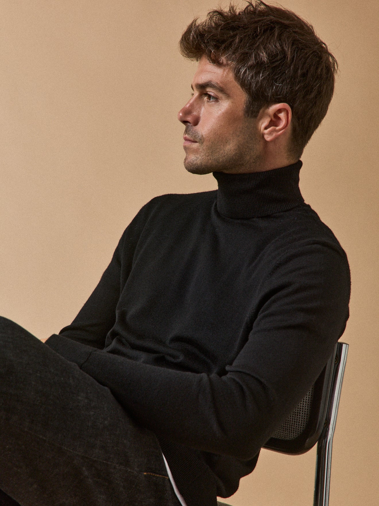 Pull fin col roulé laine mérinos homme – Image 2
